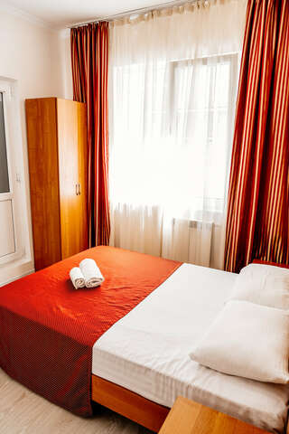 Гостиница Гавана Адлер Небольшой двухместный номер с 1 кроватью или 2 отдельными кроватями-1